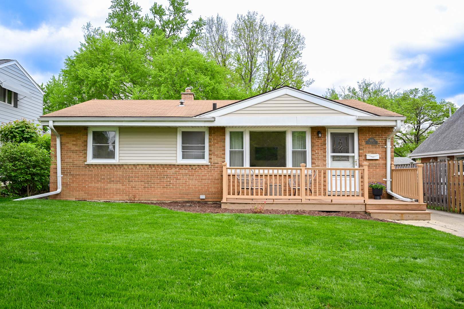 449 West Verret Street Elmhurst IL 60126