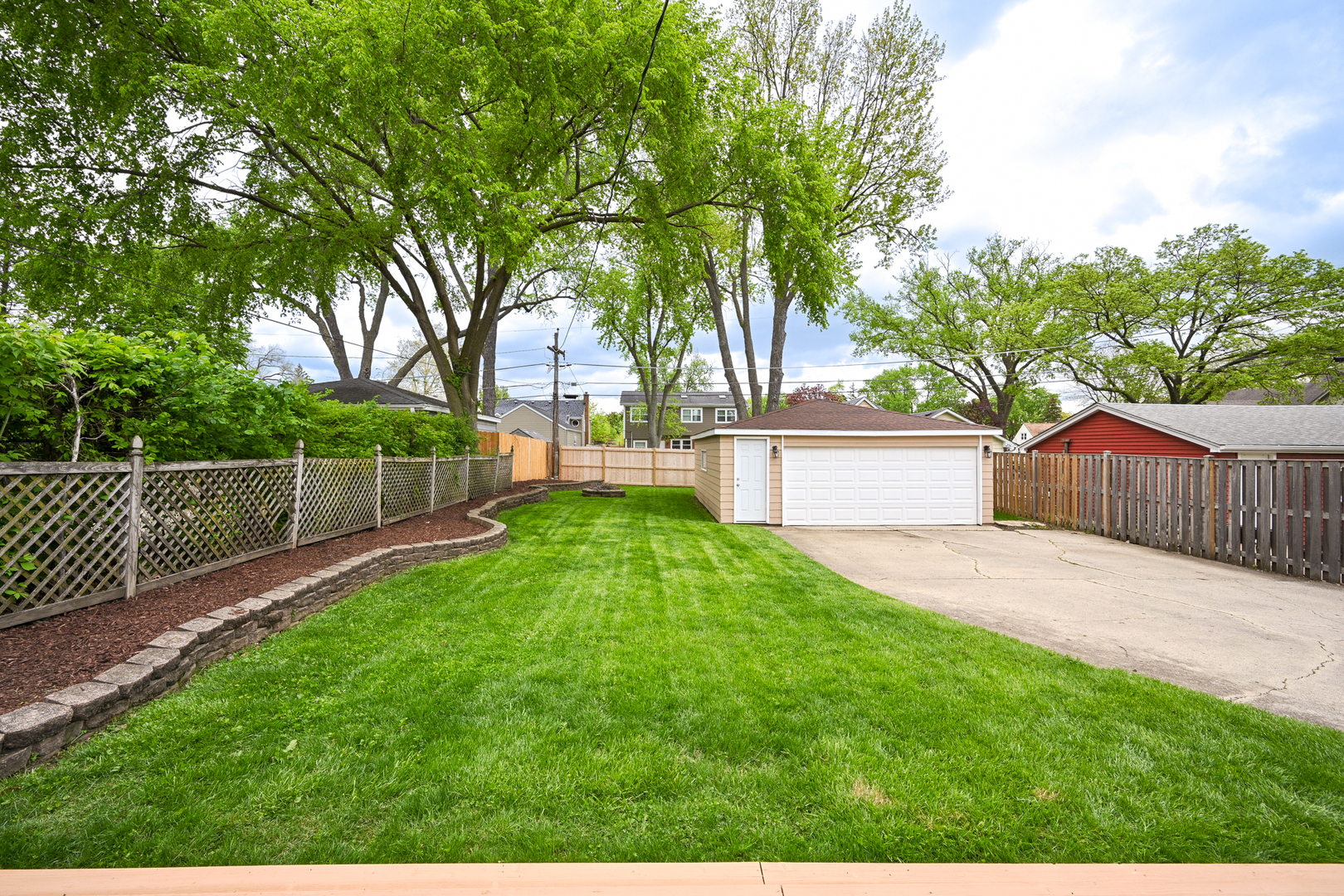 449 West Verret Street Elmhurst IL 60126