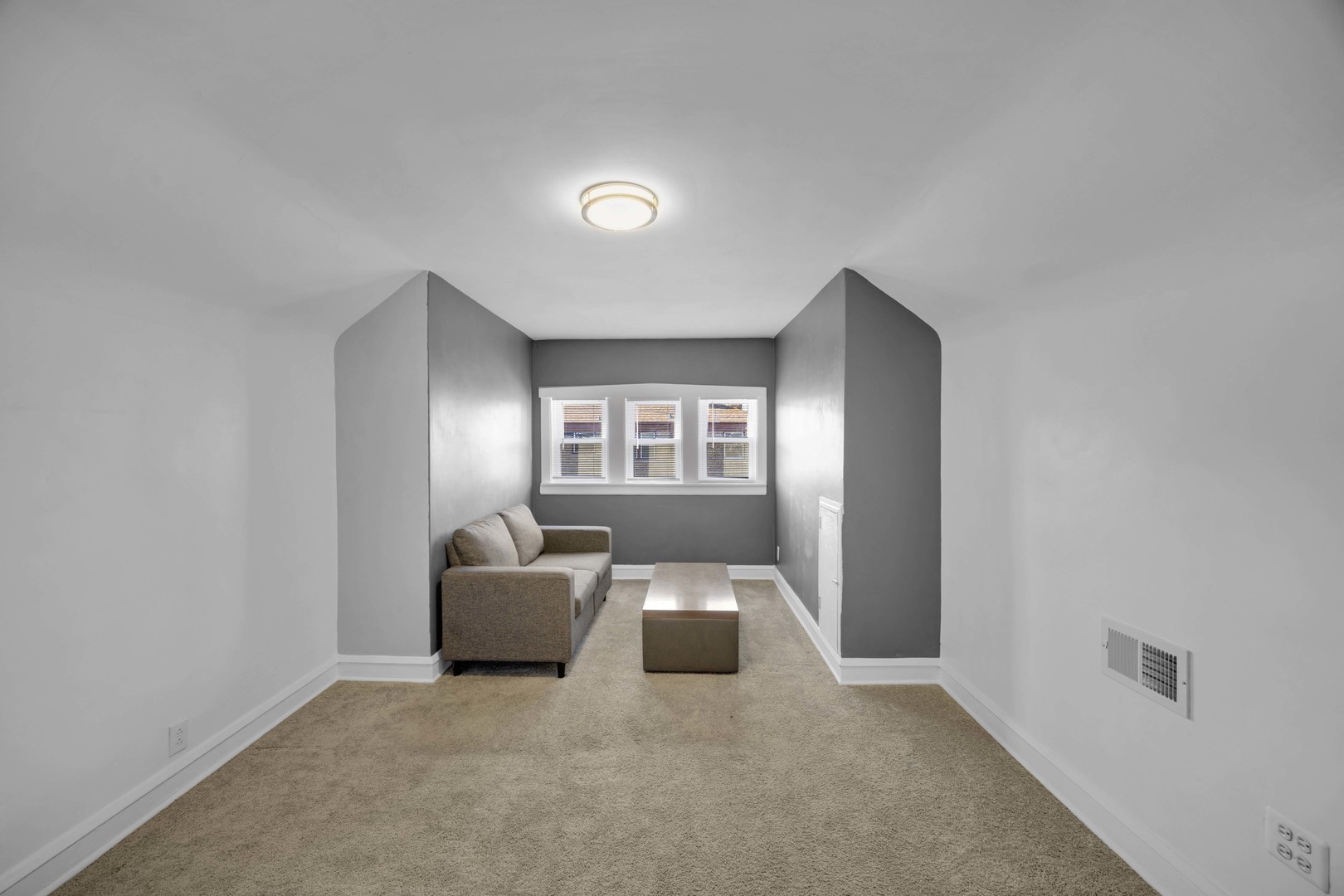 8250 South Rhodes Avenue Chicago IL 60619