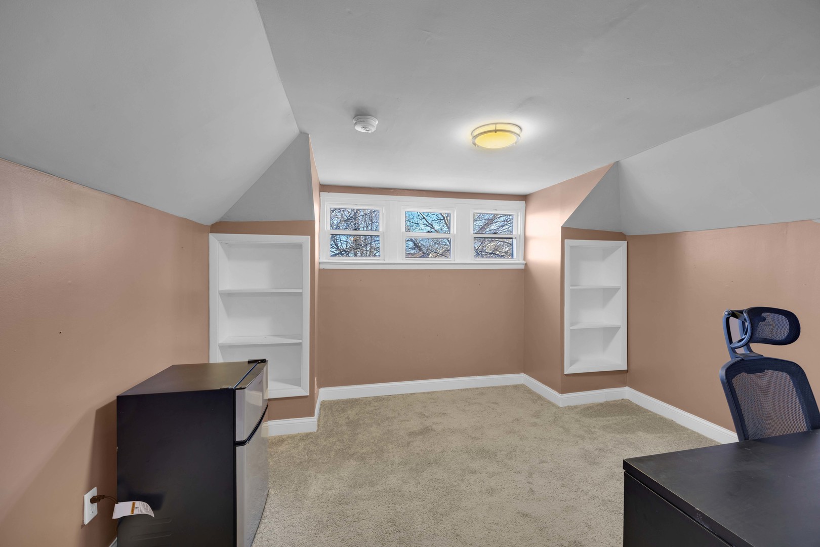 8250 South Rhodes Avenue Chicago IL 60619