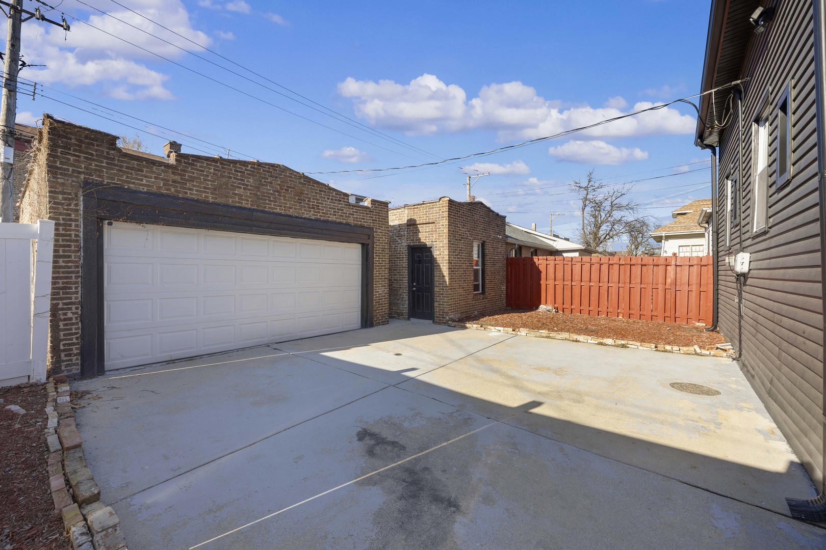 8250 South Rhodes Avenue Chicago IL 60619