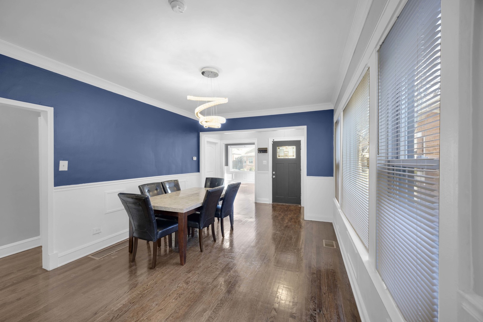 8250 South Rhodes Avenue Chicago IL 60619