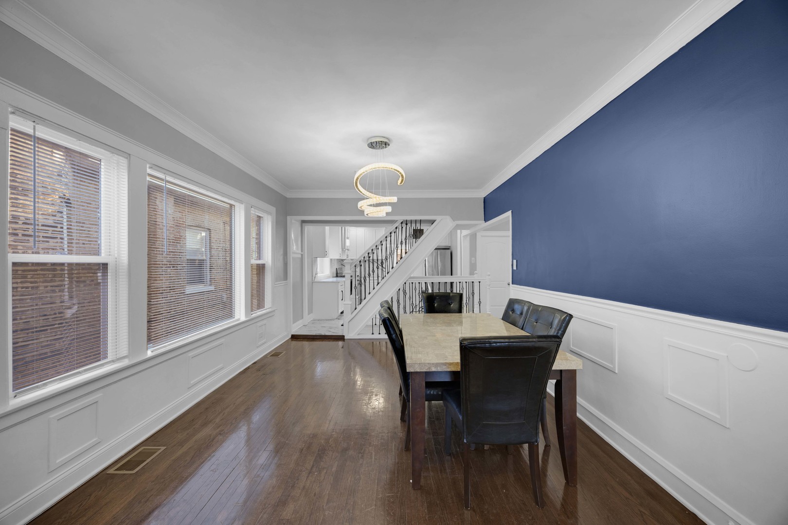 8250 South Rhodes Avenue Chicago IL 60619
