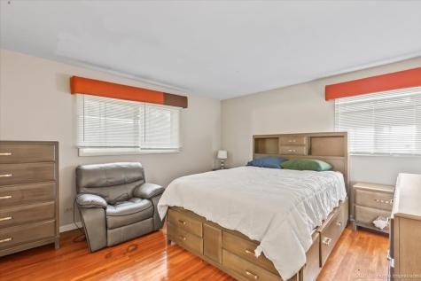 18847 May Avenue Homewood IL 60430
