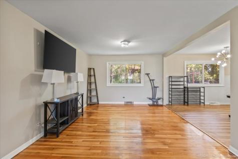 18847 May Avenue Homewood IL 60430