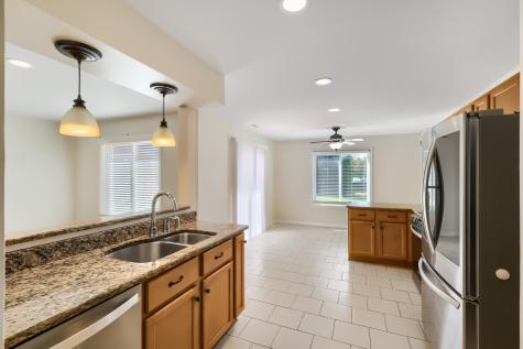 2474 Sunlight Court Aurora IL 60502