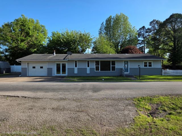 1820 North 14th Street Herrin IL 62948
