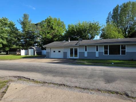 1820 North 14th Street Herrin IL 62948
