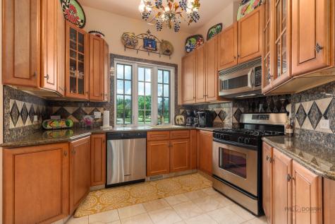 1130 Gavin Court Lake Forest IL 60045