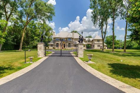 1130 Gavin Court Lake Forest IL 60045