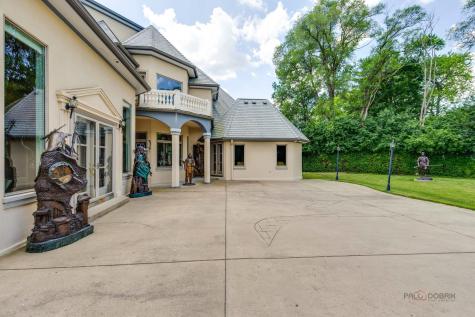 1130 Gavin Court Lake Forest IL 60045
