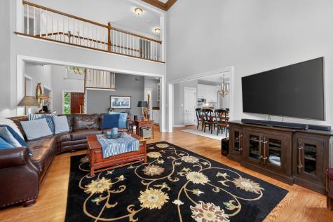 38W535 Golfview Court St. Charles IL 60175
