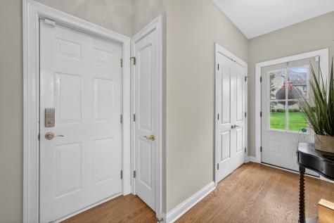38W535 Golfview Court St. Charles IL 60175