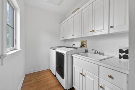 38W535 Golfview Court St. Charles IL 60175