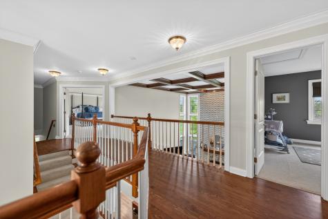 38W535 Golfview Court St. Charles IL 60175