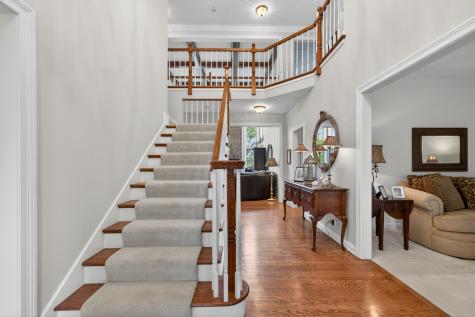 38W535 Golfview Court St. Charles IL 60175