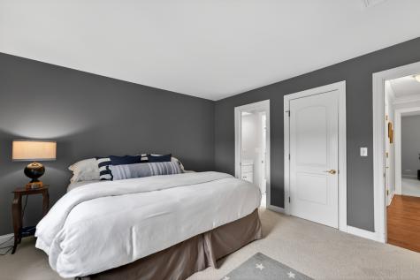 38W535 Golfview Court St. Charles IL 60175