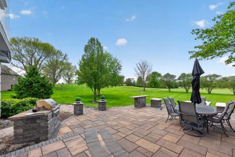 38W535 Golfview Court St. Charles IL 60175