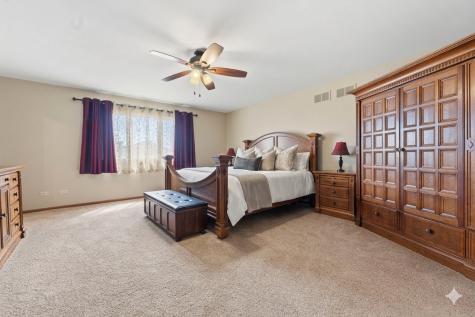 7630 Prestwick Drive Tinley Park IL 60477
