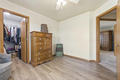 7630 Prestwick Drive Tinley Park IL 60477