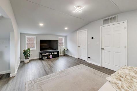 4220 North Marmora Avenue Chicago IL 60634