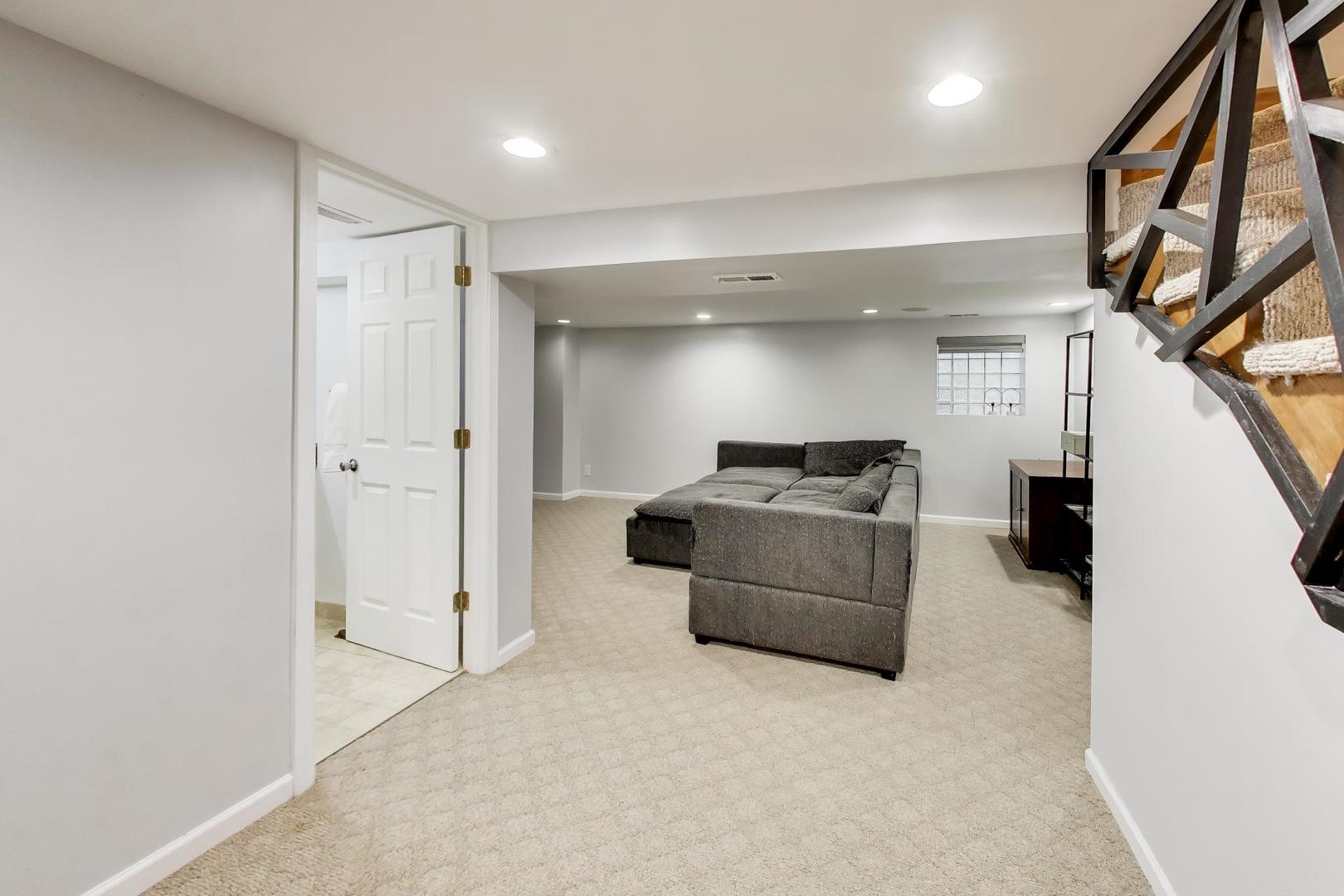 4220 North Marmora Avenue Chicago IL 60634