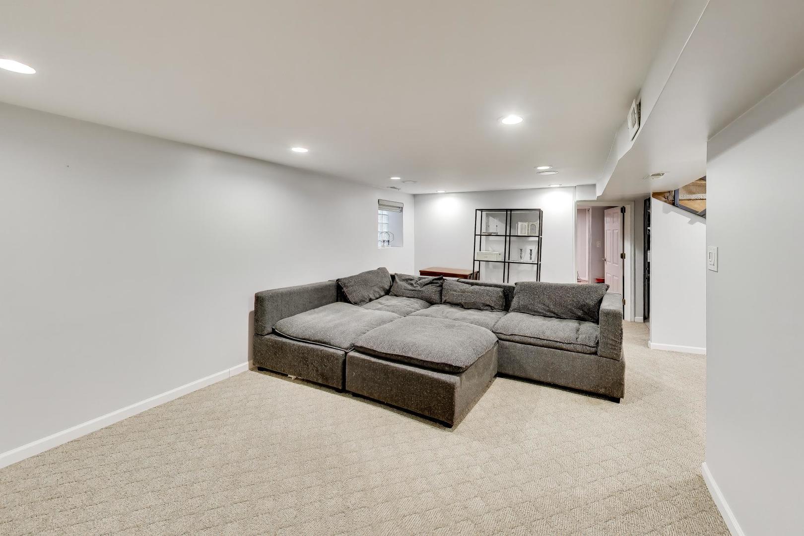 4220 North Marmora Avenue Chicago IL 60634