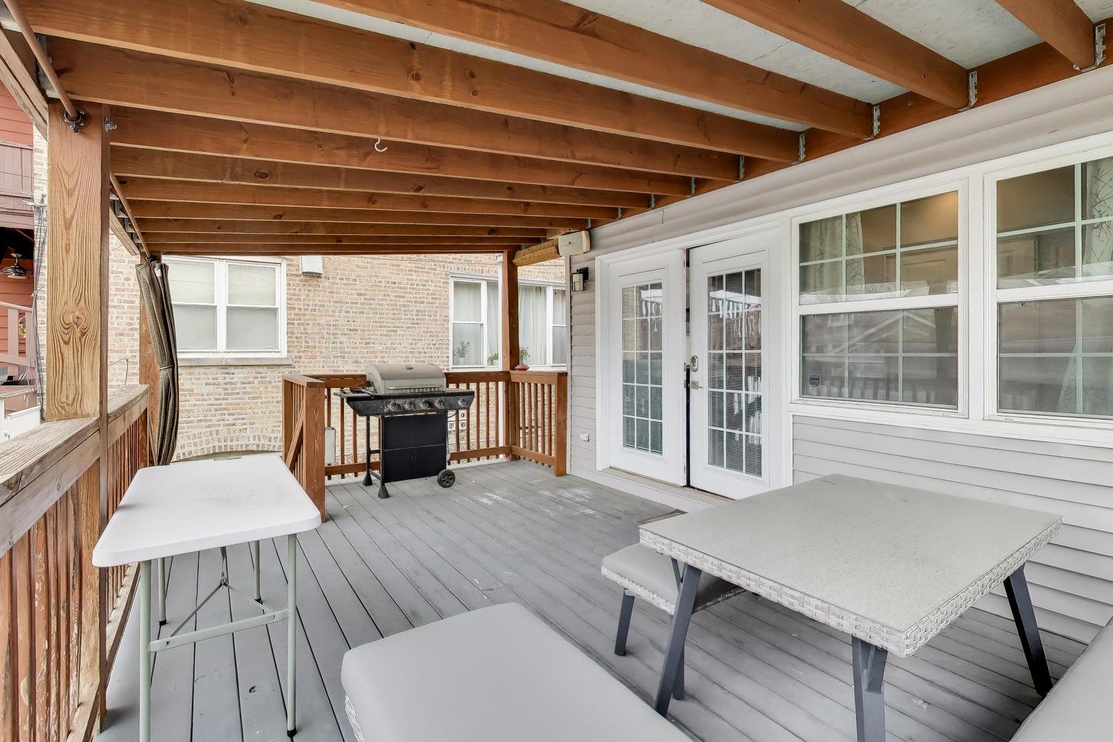 4220 North Marmora Avenue Chicago IL 60634