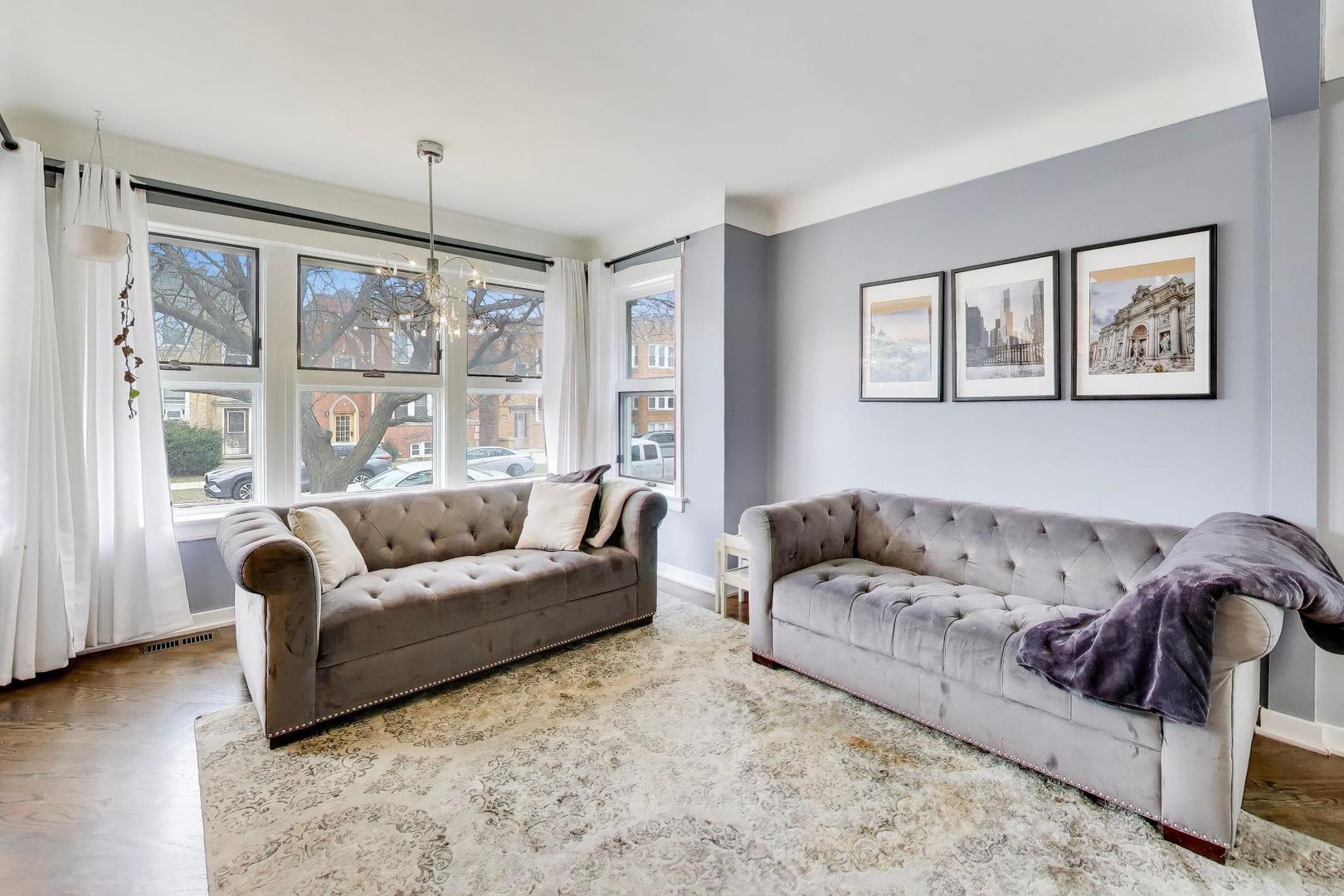 4220 North Marmora Avenue Chicago IL 60634