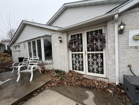 23 Greenridge Drive Decatur IL 62526