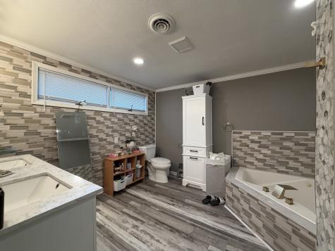 23 Greenridge Drive Decatur IL 62526