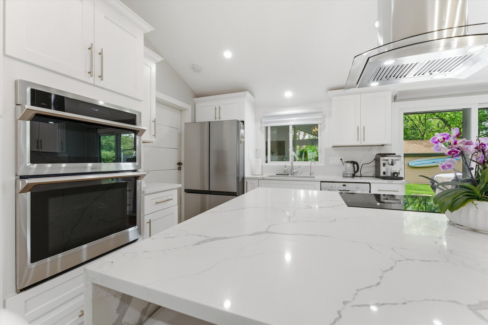 619 West Weathersfield Way Schaumburg IL 60193