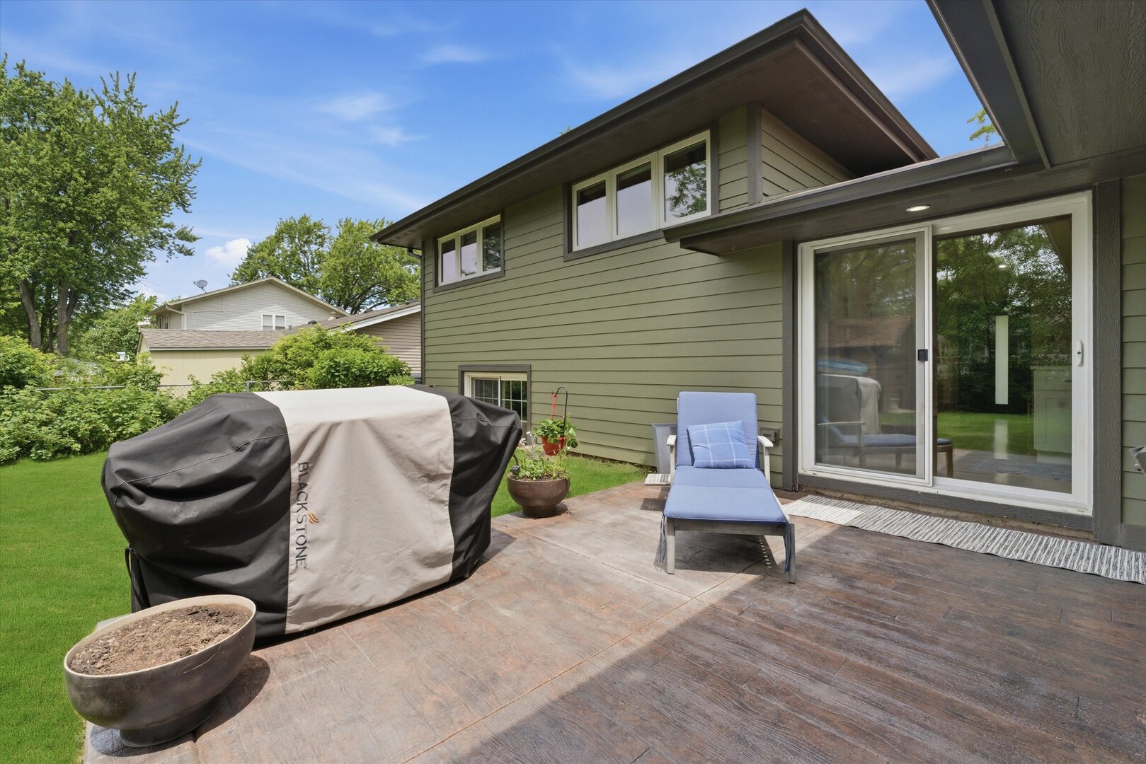 619 West Weathersfield Way Schaumburg IL 60193