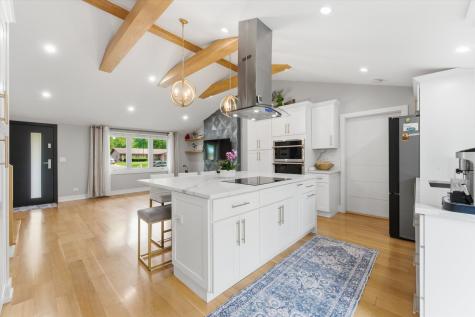 619 West Weathersfield Way Schaumburg IL 60193