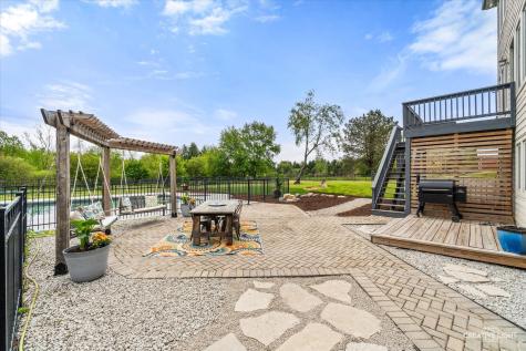 39W805 Fabyan Parkway Elburn IL 60119