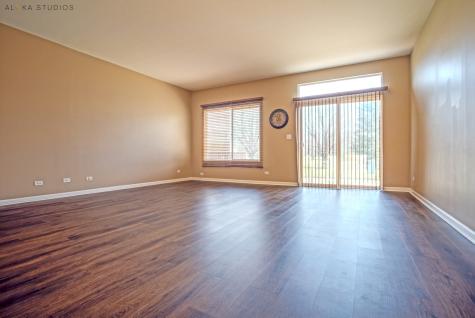 1850 Wisteria Drive Aurora IL 60503