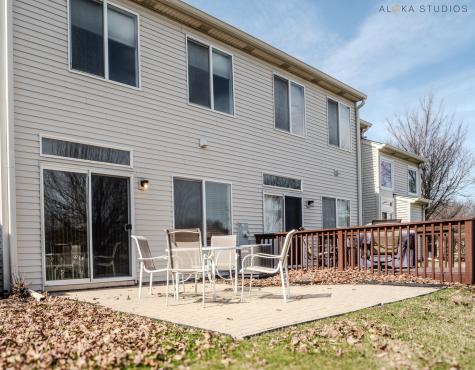 1850 Wisteria Drive Aurora IL 60503