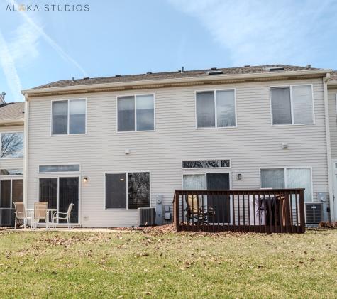 1850 Wisteria Drive Aurora IL 60503