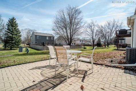 1850 Wisteria Drive Aurora IL 60503