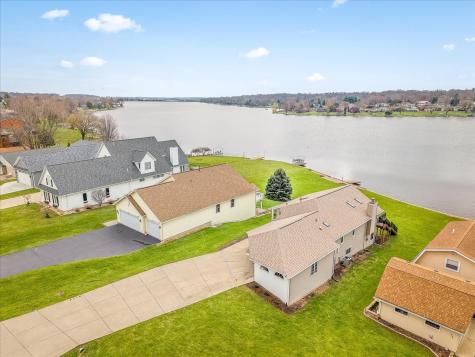 847 Breckenboro Road Davis IL 61019