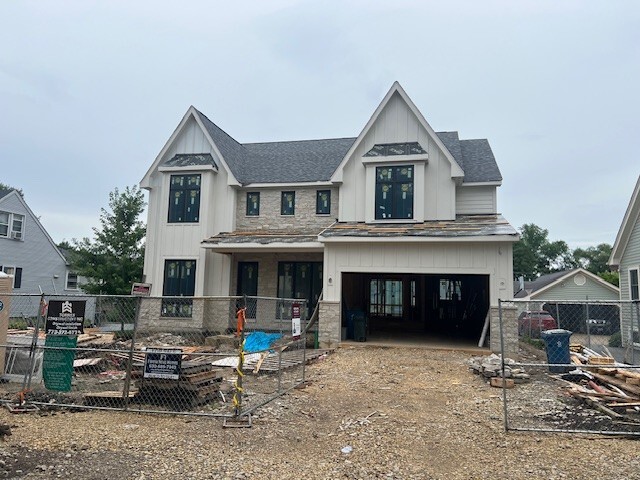 185 East Oneida Avenue Elmhurst IL 60126