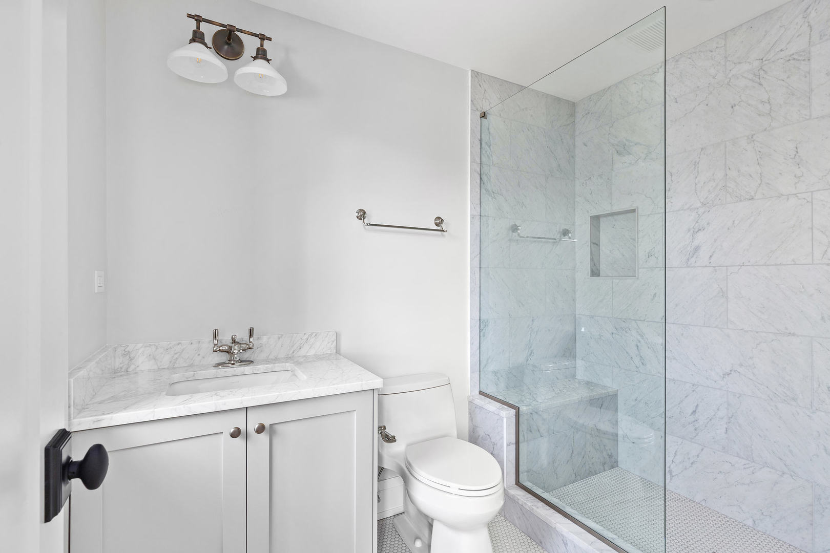 185 East Oneida Avenue Elmhurst IL 60126