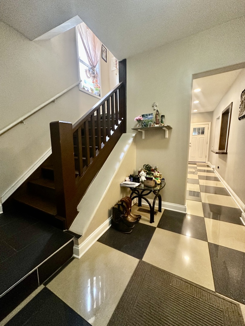 6627 South Marshfield Avenue Chicago IL 60636