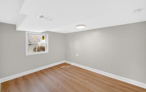 739 East 170th Street South Holland IL 60473