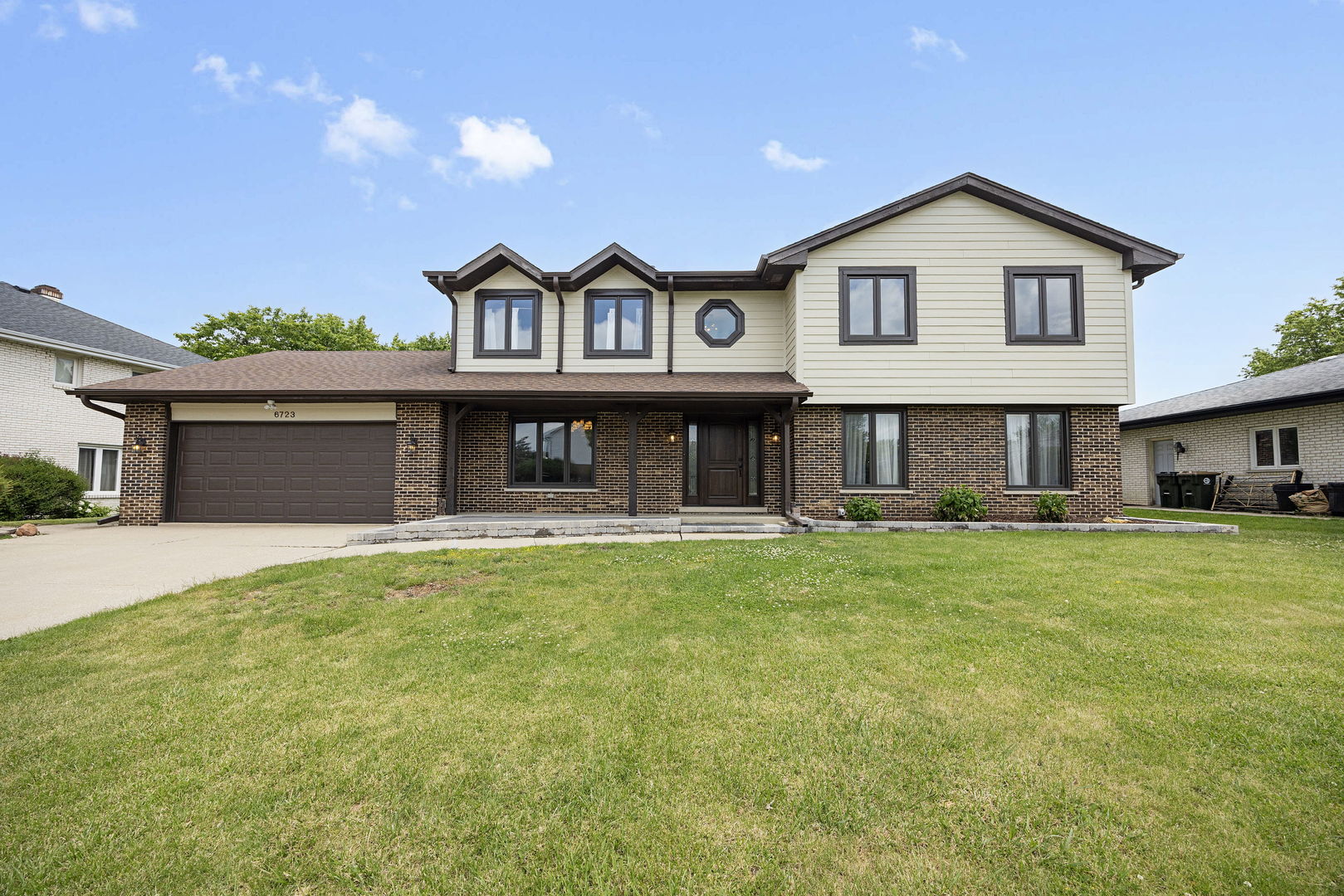 6723 Kingswood Road Willowbrook IL 60527
