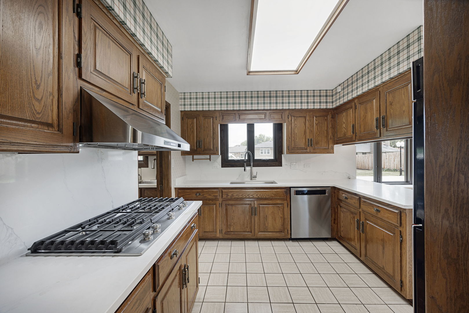 6723 Kingswood Road Willowbrook IL 60527