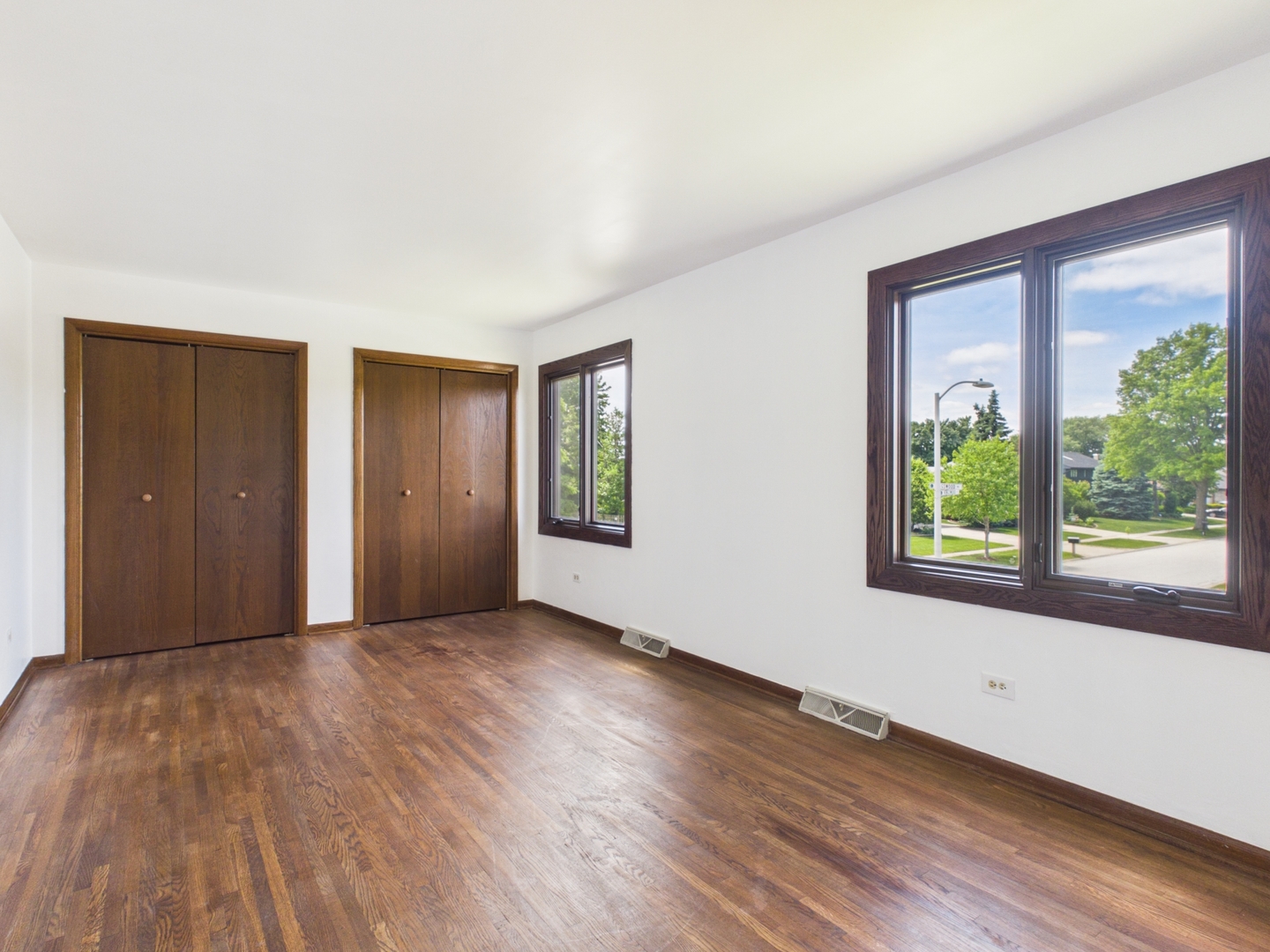 6723 Kingswood Road Willowbrook IL 60527