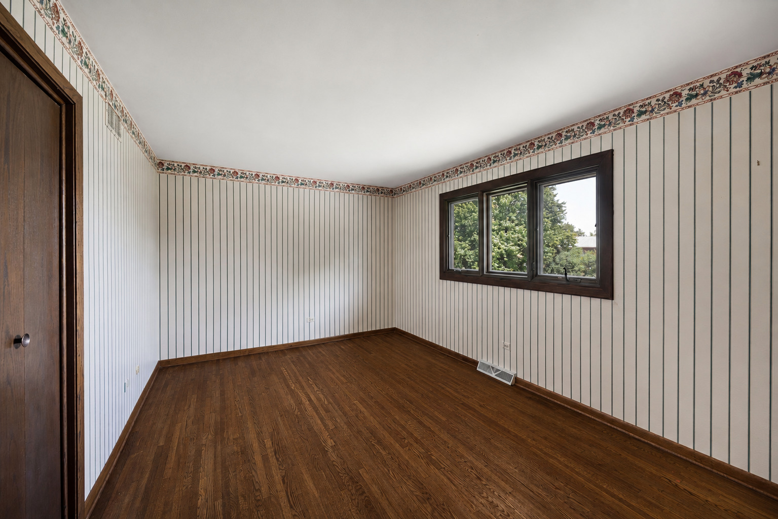 6723 Kingswood Road Willowbrook IL 60527