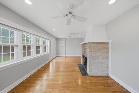 7821 West Thorndale Avenue Chicago IL 60631