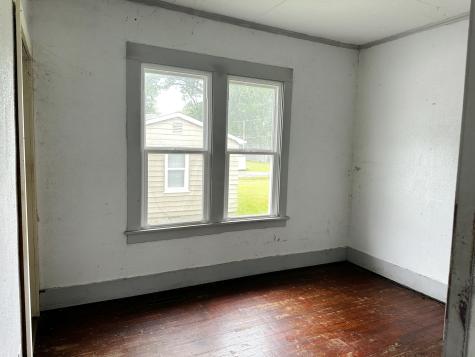 1519 West Madison Street Herrin IL 62948